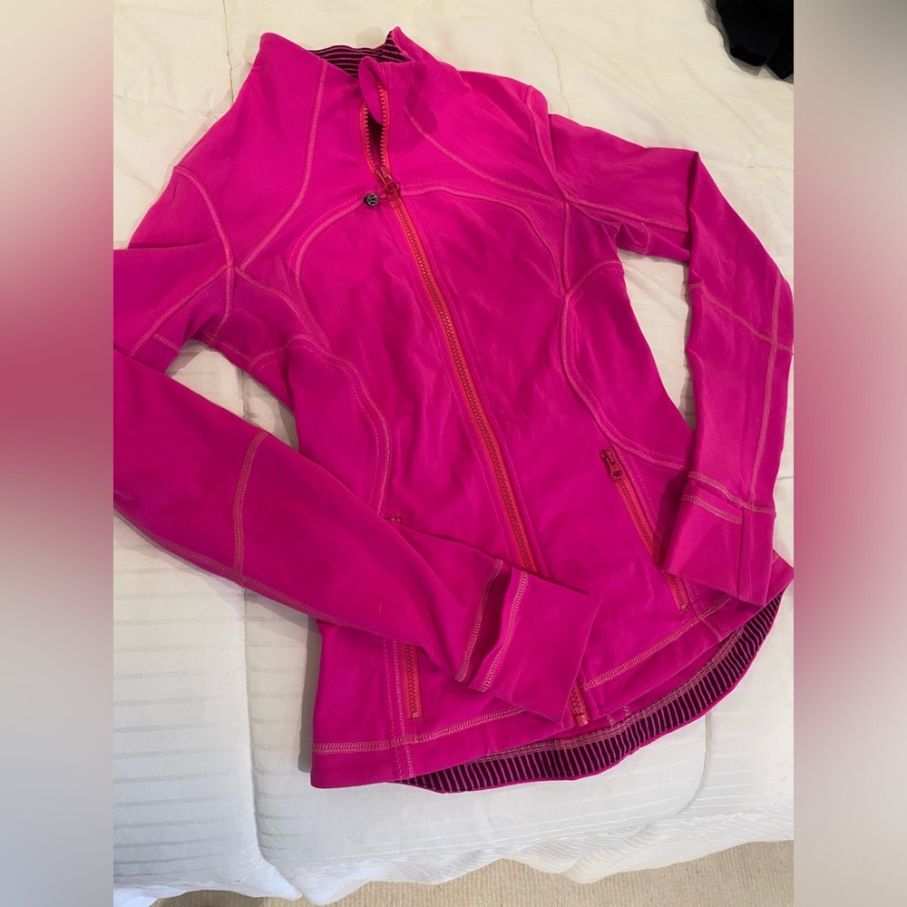 lululemon zip up